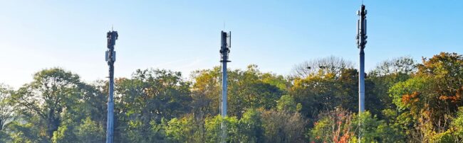 France Case Study - Three Cell Towers